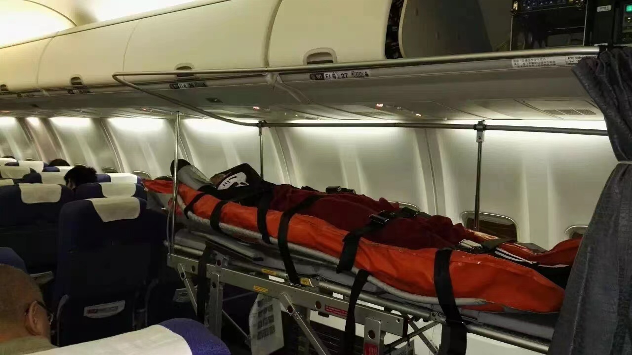 出入境（jìng）救護車出租