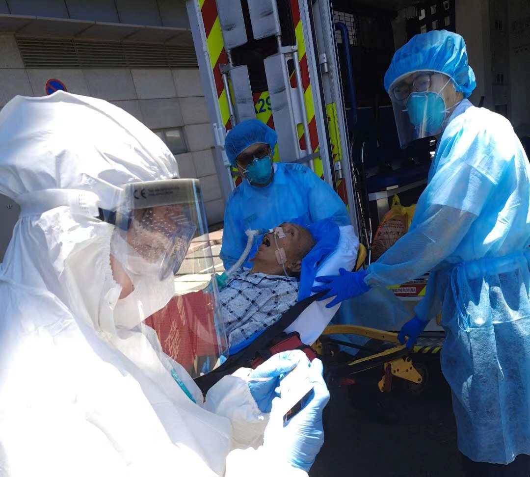 重（chóng）症病（bìng）出入境